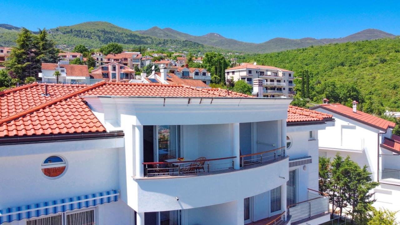 Sea View Apartment In Ičići Exterior foto