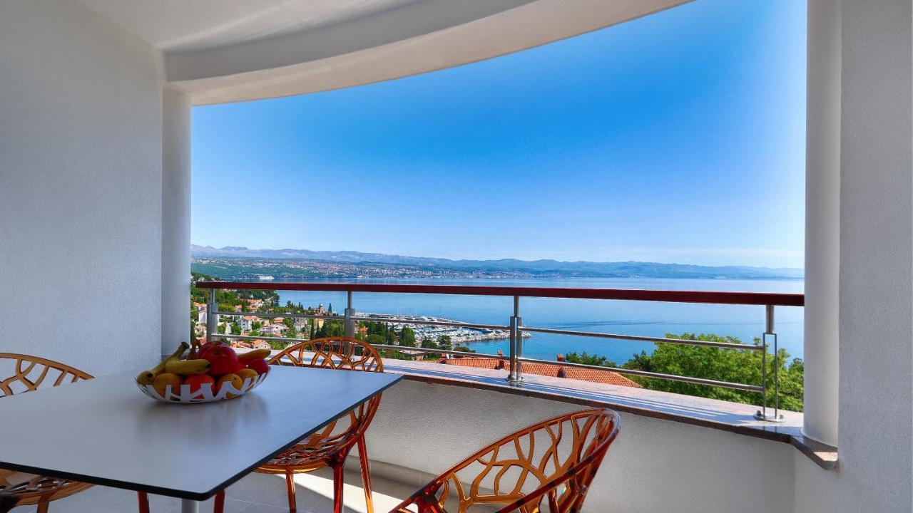 Sea View Apartment In Ičići Exterior foto