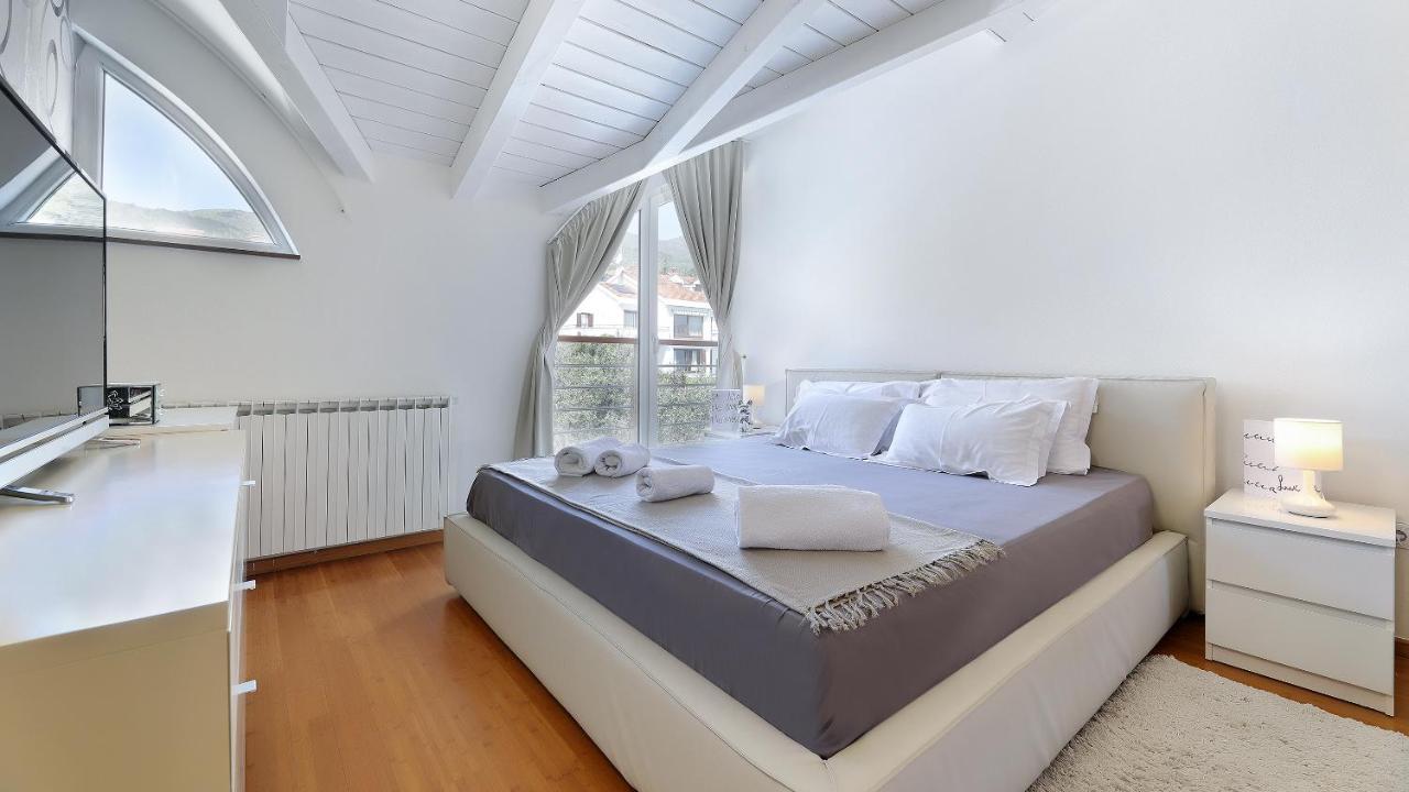 Sea View Apartment In Ičići Exterior foto